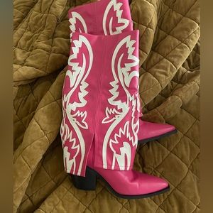 Azalea Wang pink cowboy boot size 8